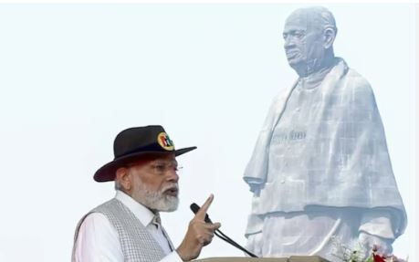 पटेल पूरे कश्मीर को भारत में मिलाना चाहते थे लेकिन नेहरू ने इसकी अनुमति नहीं दी: एकता दिवस पर प्रधानमंत्री मोदी